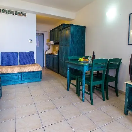 St. George Gardens Apartments And Suites Resort-3